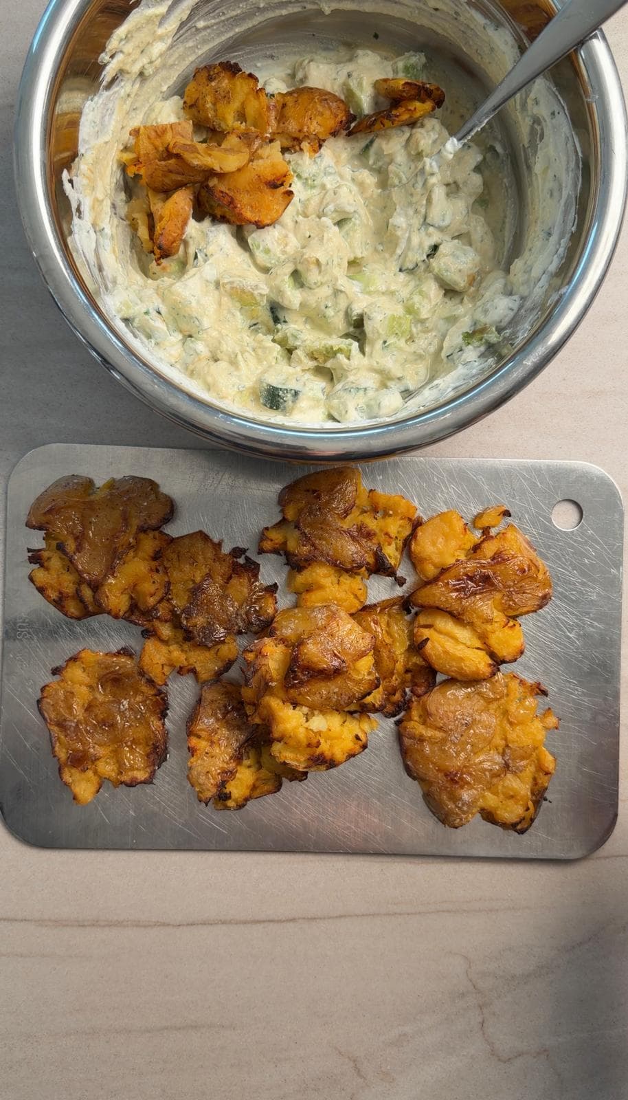 Proteinreicher Crunchy Potato Salad