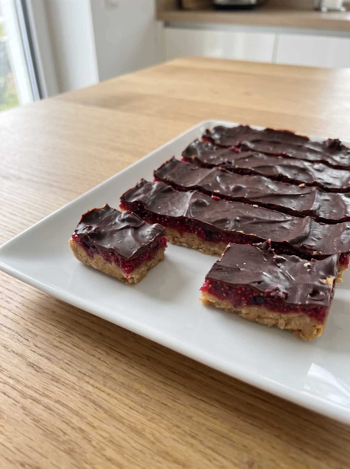 Beeren-Proteinriegel aus Kichererbsen
